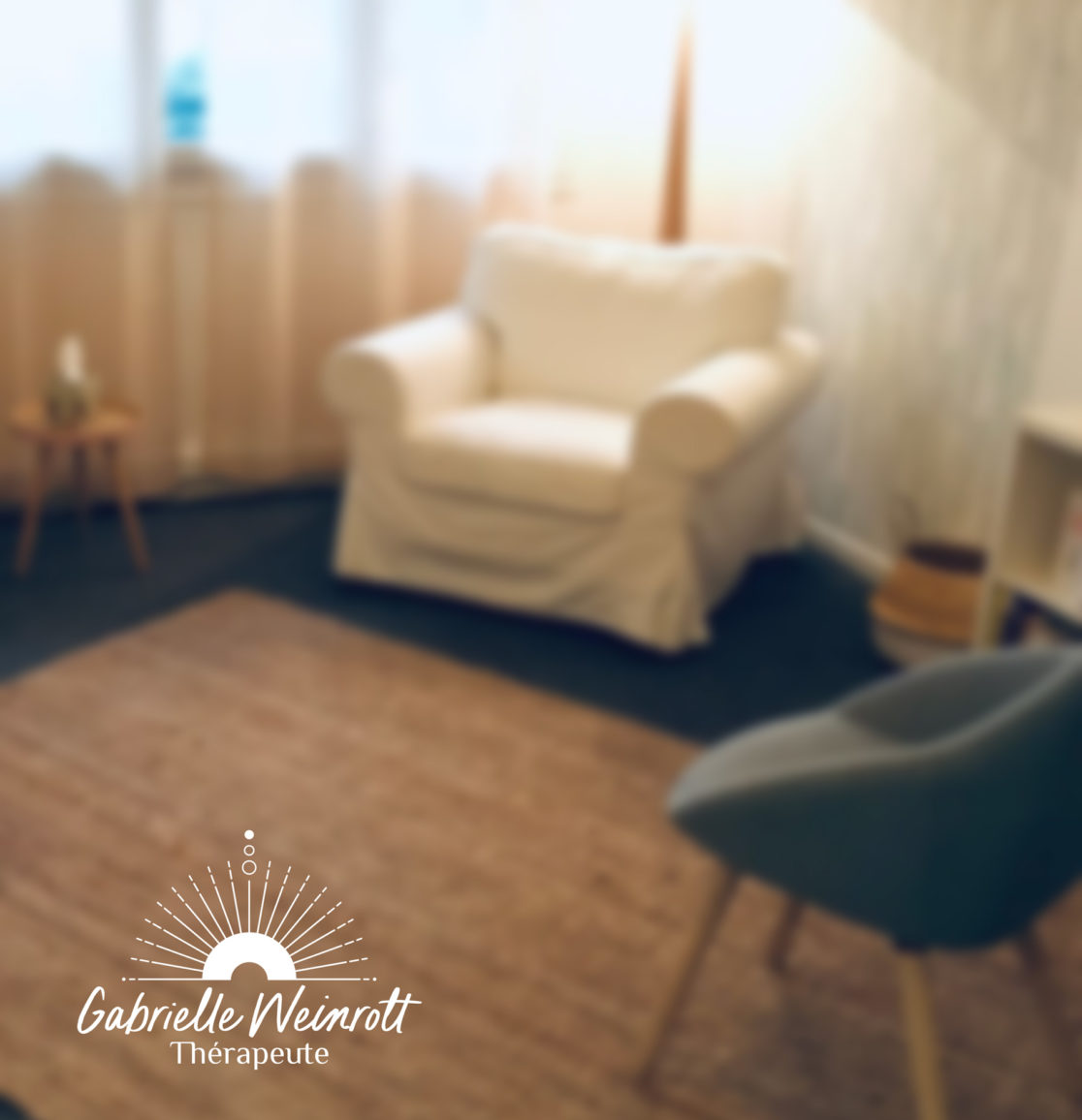 création logo, logo thérapeute, logo sur-mesure, gabrielle thérapeute, gabrielle weinrott, graphiste, graphiste rouen, direction artistique, zen, vanora rolland, vanora graphiste, graphiste rouen, branding, identité visuelle, thérapie, psychothérapie, systémie familiale