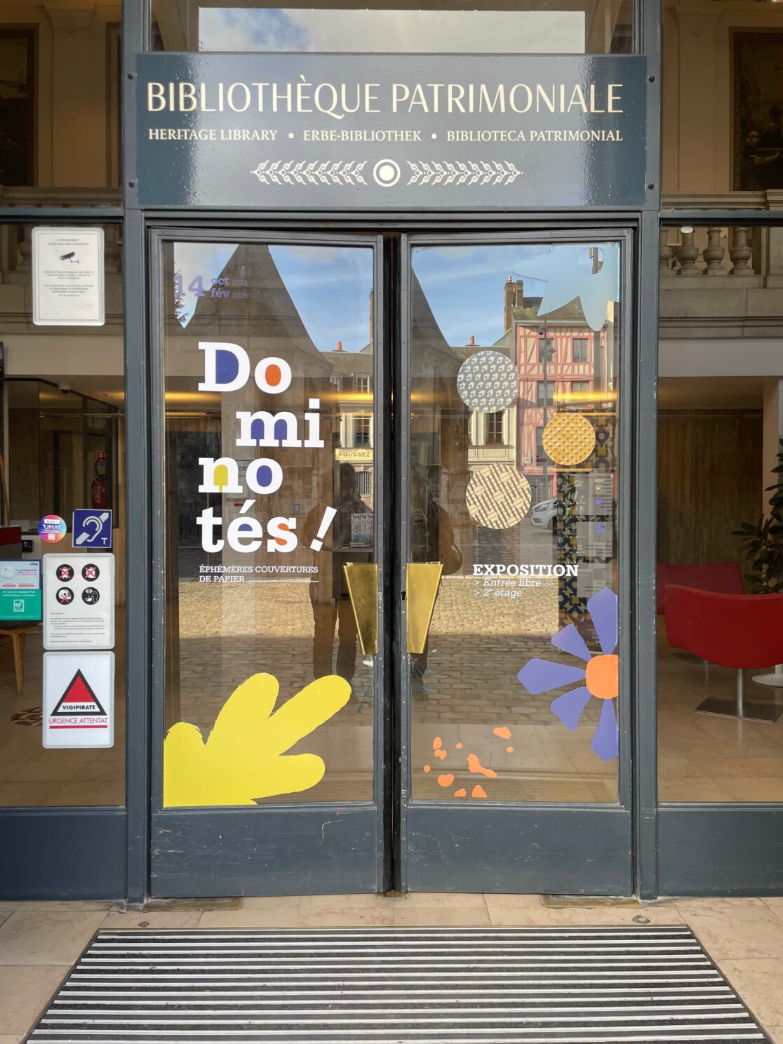 exposition culturelle, rouen, graphisme, affiche, communication, identité visuelle, graphisme culturel, patrimoine, dominotés, papier dominoté, vanora graphiste, Rouen, decaux, supports communication, signalétique, bibliothèque, Bibliothèque Villon